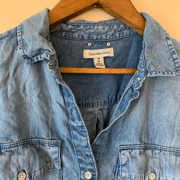 Calvin Klein Button Up - Picture 3 of 3